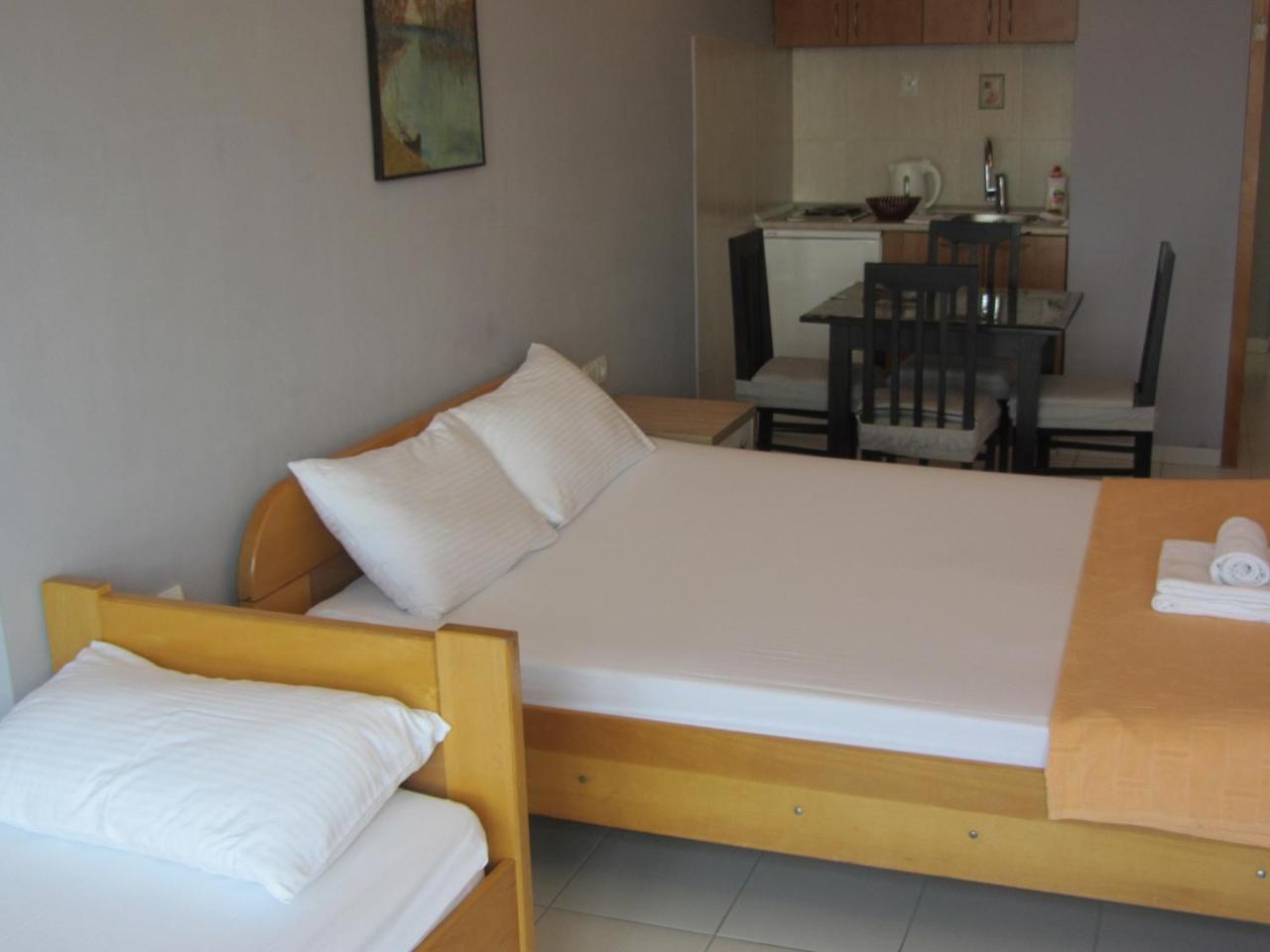 Cernogoriya Voyage Apartment Rafailovici Bagian luar foto