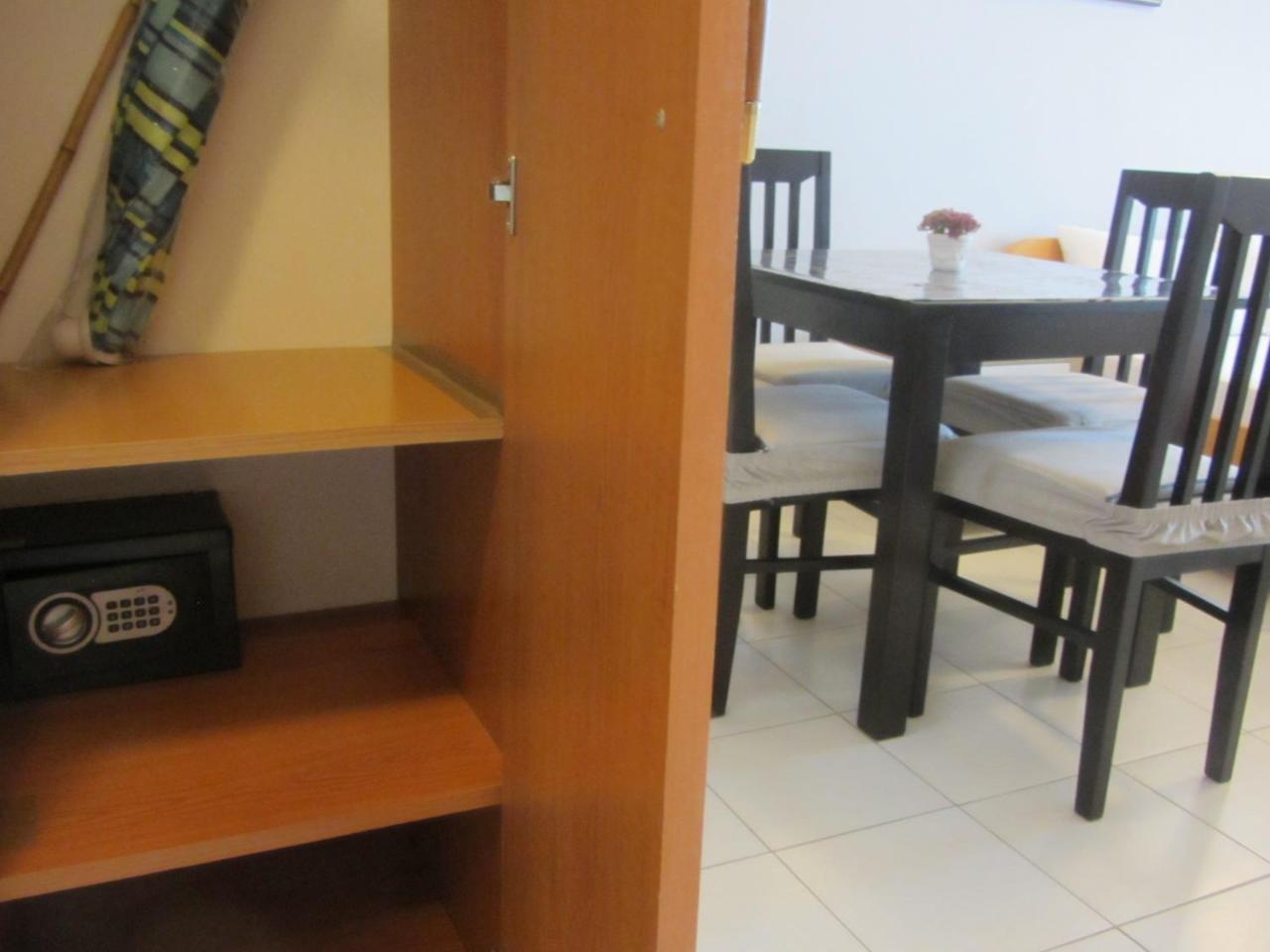 Cernogoriya Voyage Apartment Rafailovici Bagian luar foto