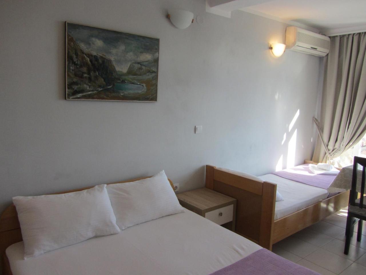 Cernogoriya Voyage Apartment Rafailovici Bagian luar foto