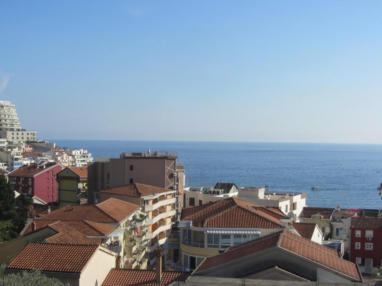 Cernogoriya Voyage Apartment Rafailovici Bagian luar foto